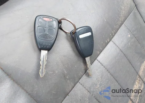 2007 Jeep Grand Cherokee Laredo z USA, uszkodzony, nr VIN 1J8GR48K57C655581